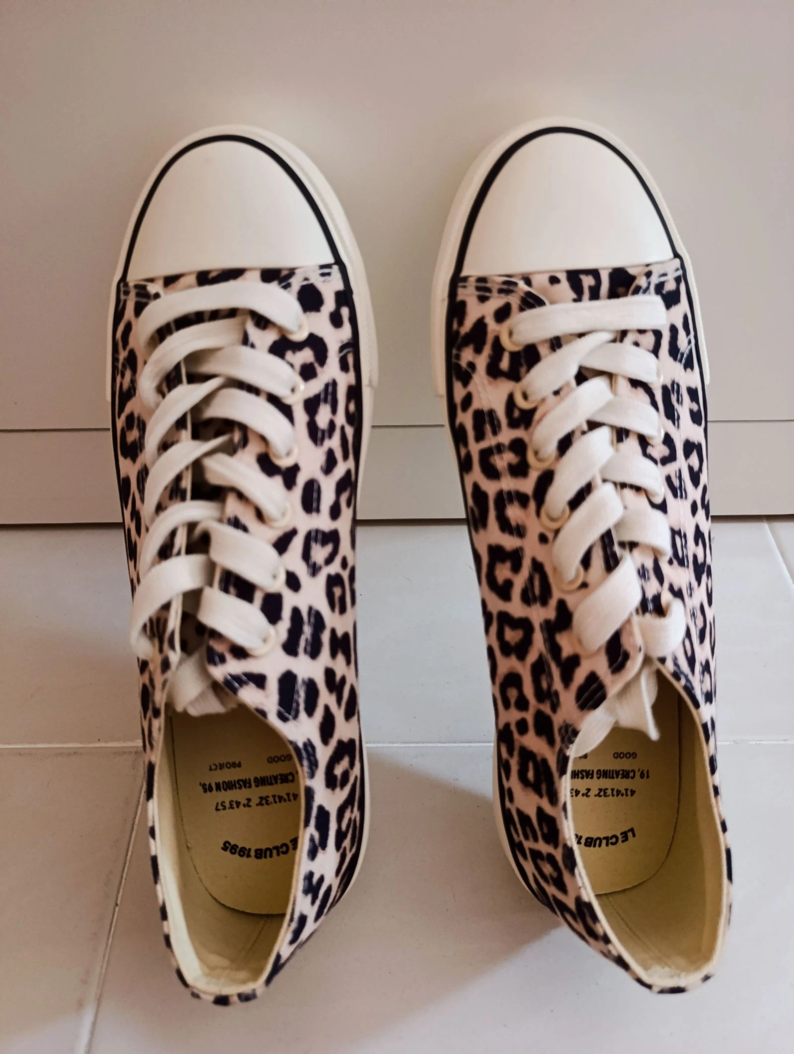 Zapatillas lona leopardo talla 39